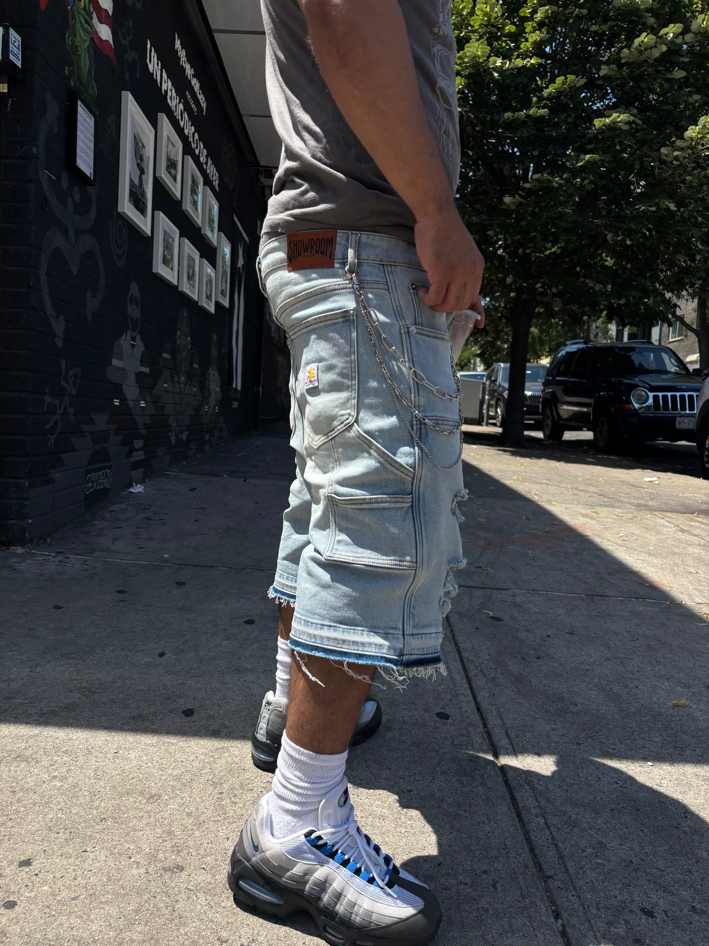 Showroom 101 “#003” jorts